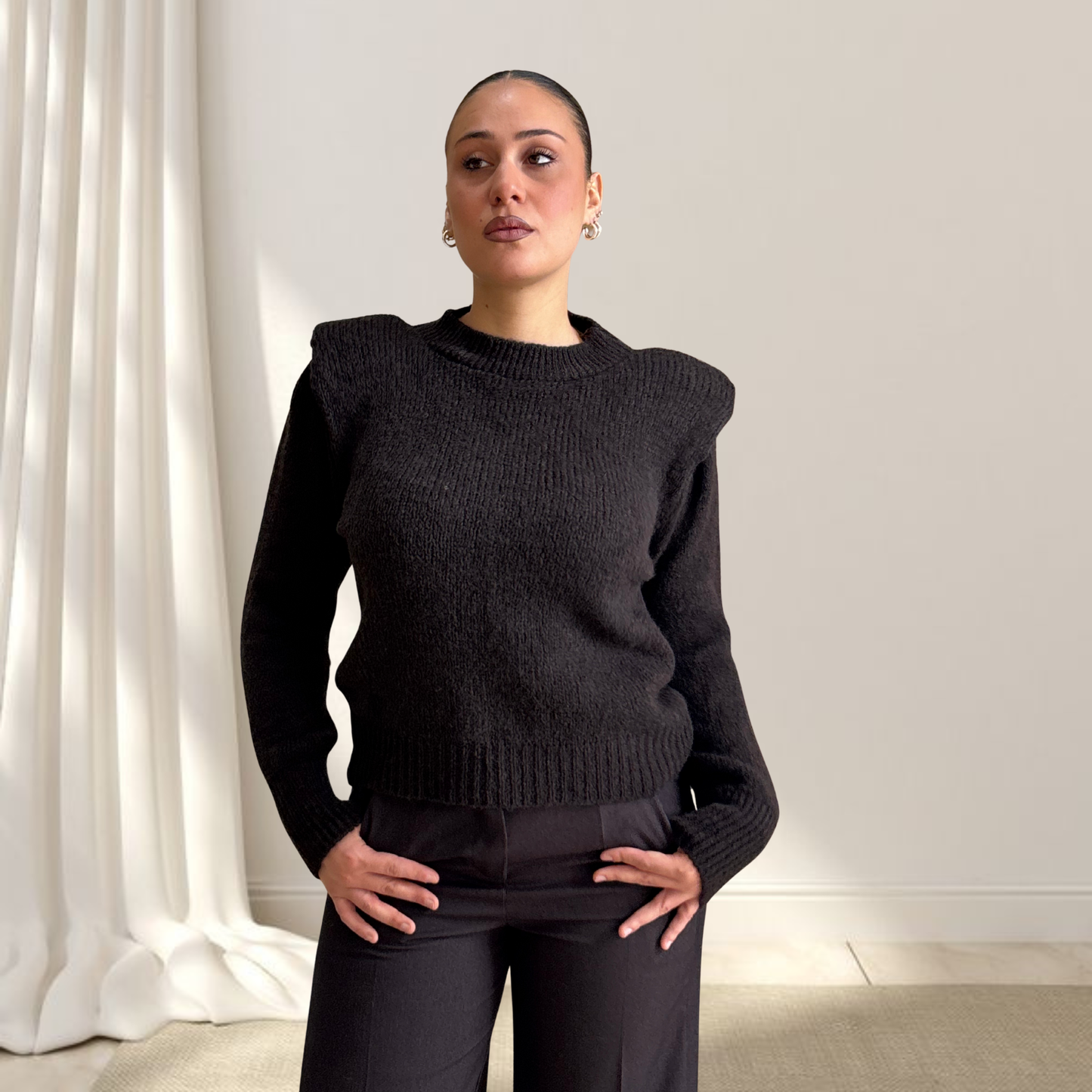 Maglione con Spalle Imbottite