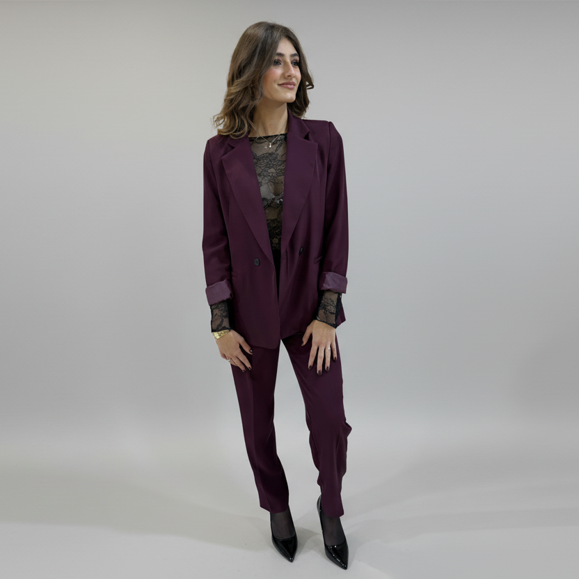 Tailleur Bordeaux coordinato