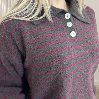 Maglioncino a strisce con bottoni