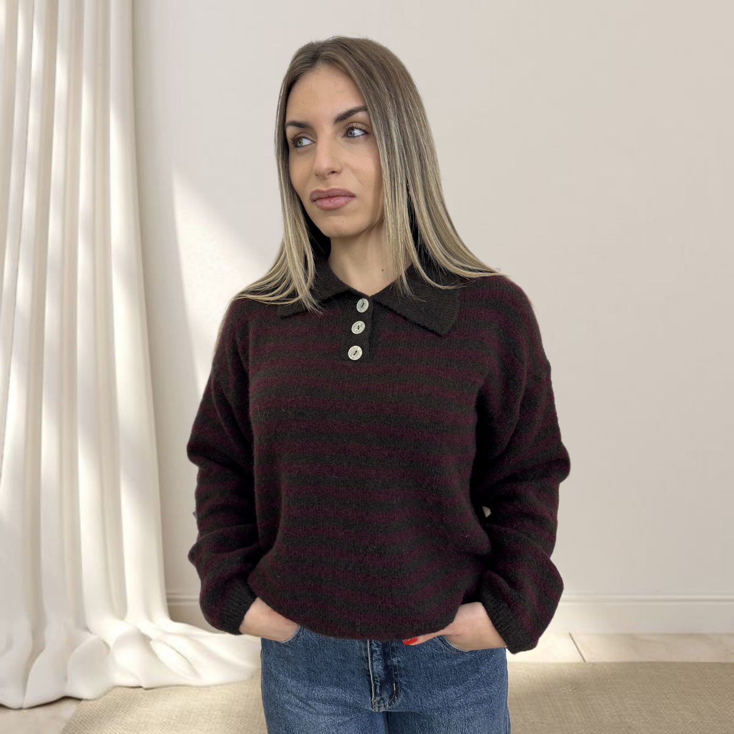 Maglioncino a strisce con bottoni