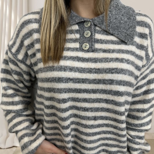 Maglioncino a strisce con bottoni