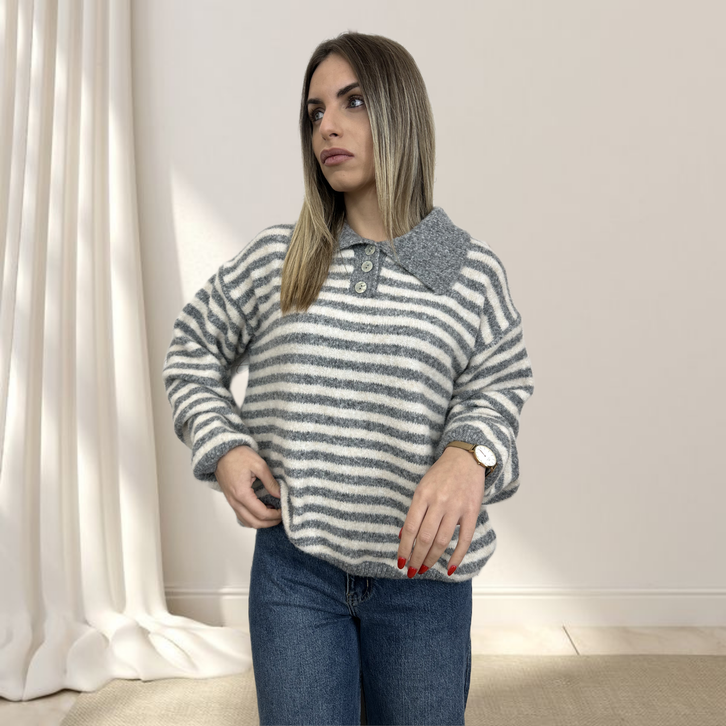 Maglioncino a strisce con bottoni